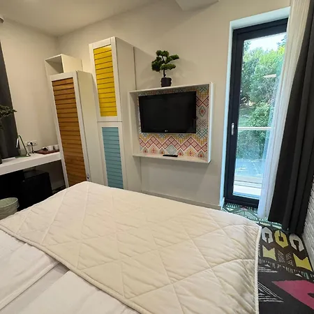 Otel Eloom Kaloşvar